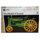 Ertl Precision Classics John Deere The Model A Tractor 1:16 Scale Replica
