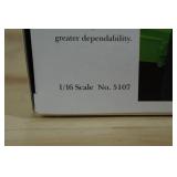 Ertl Precision Classics John Deere The Model B Tractor 1:16 Scale Replica