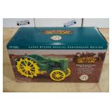 Ertl John Deere 1924 Model "D" Tractor 1:16 Scale Replica