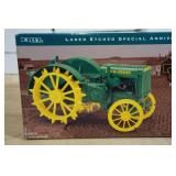 Ertl John Deere 1924 Model "D" Tractor 1:16 Scale Replica