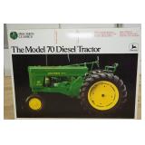 Ertl Precision Classics John Deere The Model 70 Diesel Tractor 1:16 Scale Replica
