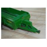Ertl John Deere Manure Spreader 1:16 Scale Replica