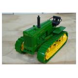 Ertl John Deere 40 Crawler Tractor 1:16 Scale Replica
