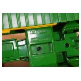 Ertl John Deere 40 Crawler Tractor 1:16 Scale Replica