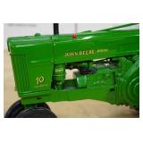 Ertl John Deere 70 Diesel Narrow Front Tractor 1:16 Scale Replica
