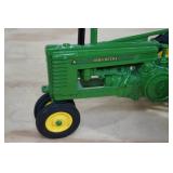 Ertl John Deere Model "A" 40th Anniversary Tractor 1:16 Scale Replica
