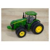 Ertl John Deere 8360R Tractor 1:64 Scale Replica