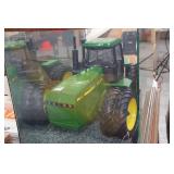 John Deere 8760 Tractor 1:16 Scale Replica in Glass Case