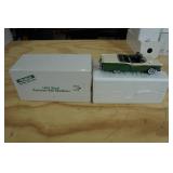 Danbury Mint 1957 Ford Fairlane 500 Skyliner 1:18 Scale Replica