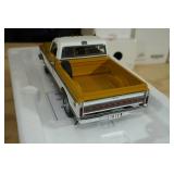 Danbury Mint 1972 Chevrolet Cheyenne 1:18 Scale Model