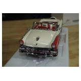 Danbury Mint 1956 Ford Sunliner 1:18 Scale Replica