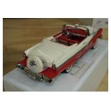 Danbury Mint 1956 Ford Sunliner 1:18 Scale Replica