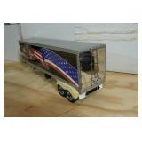 Franklin Mint Peterbilt Semi and Trailer 1:32 Scale Replica