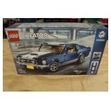 Lego Creator Expert Ford Mustang 1471 Piece Building Set