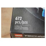 Lego Technic NASCAR Next Gen Chevrolet Camaro 672 Piece Building Set