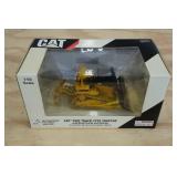 Norscot CAT D10T Track-Type Tractor 1:50 Scale Replica