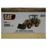 CAT 906M Wheel Loader 1:50 Scale Replica
