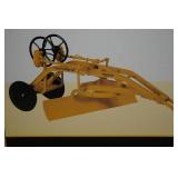 Caterpillar No 1 Terracer with Flanged Steel Wheels and Gooseneck Hitch 1:16 Scale Replica