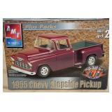AMT 1955 Chevy Stepside Pickup 1:25 Scale Model Kit