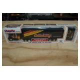 Shopko The Freeway Remote Control 18-Wheeler