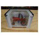 Specast Farmall Cub International Harvester with Sickle Mower 1:16 Scale Replica