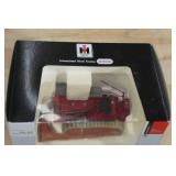 TD-24 Diesel Crawler with Cable Control Bullgrader 1:16 Scale Replica