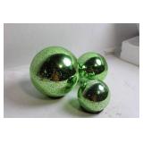 Set of 3 Decorative Green Glass Garden Gazing Balls