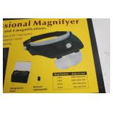 Professional Magnifier with Spotlight and 4 Magnifications