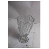 Elegant Crystal Vase with Leaf Pattern