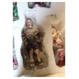 Nativity Scene with 10 Figurines and Stable