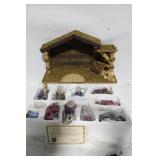 Nativity Scene with 10 Figurines and Stable