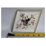 Set of 4 Lefonâs Japan Porcelain Floral Wall Plaques