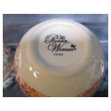 P. Woman Measuring Cups, Butter