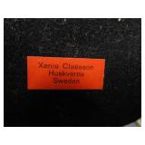 Husqvarna Cast Couple by Swedish Artist