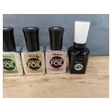 Lot of 5 Brand New Sally Hanson Nail Polish: Color Foil, Miracle Gel Top Coat & Extreme Wear *N