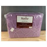 Rosecret Quilt Set - King Quilt and 2 Quilted King Shams *B