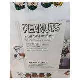 Brand New Peanuts Full Sheet Set *N