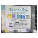 Brand New Regalo Expandable Safety Gate 23" H x 28" - 42" W Grey *N