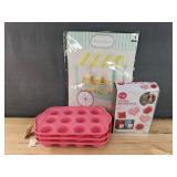Brand New Wilton Candy Activity Kit, Paper Treat Cart Stand, and Silicone Sunday Topping Trays *N
