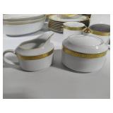 Royal Gallery Gold Buffet China Set (47pc)