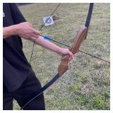Lingyue Black Hunter Recurve Bow and Arrow Set