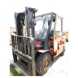Nissan P8000 Forklift