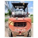 Nissan P8000 Forklift