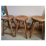 Set of 3 Oak Wooden Bar Stools with Turned Legs