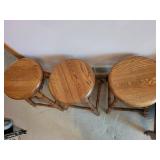 Set of 3 Oak Wooden Bar Stools with Turned Legs
