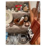 Collection of Assorted Vintage and Decorative Home Goods