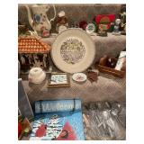 Collection of Assorted Vintage and Decorative Home Goods