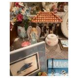 Collection of Assorted Vintage and Decorative Home Goods