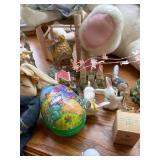 Easter Decoration Collection: Bunnies, Eggs, and More