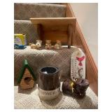 Collection of Miscellaneous Household and Decor Items